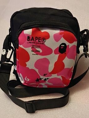 A Bathing Ape Camouflage Cross/Shoulder Pink Bag